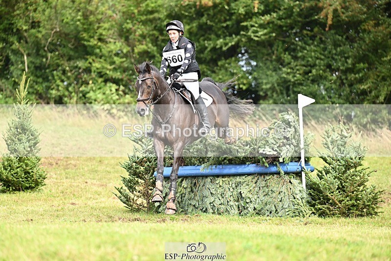 250831-153746-12205 - N-660-Roxi.Foster