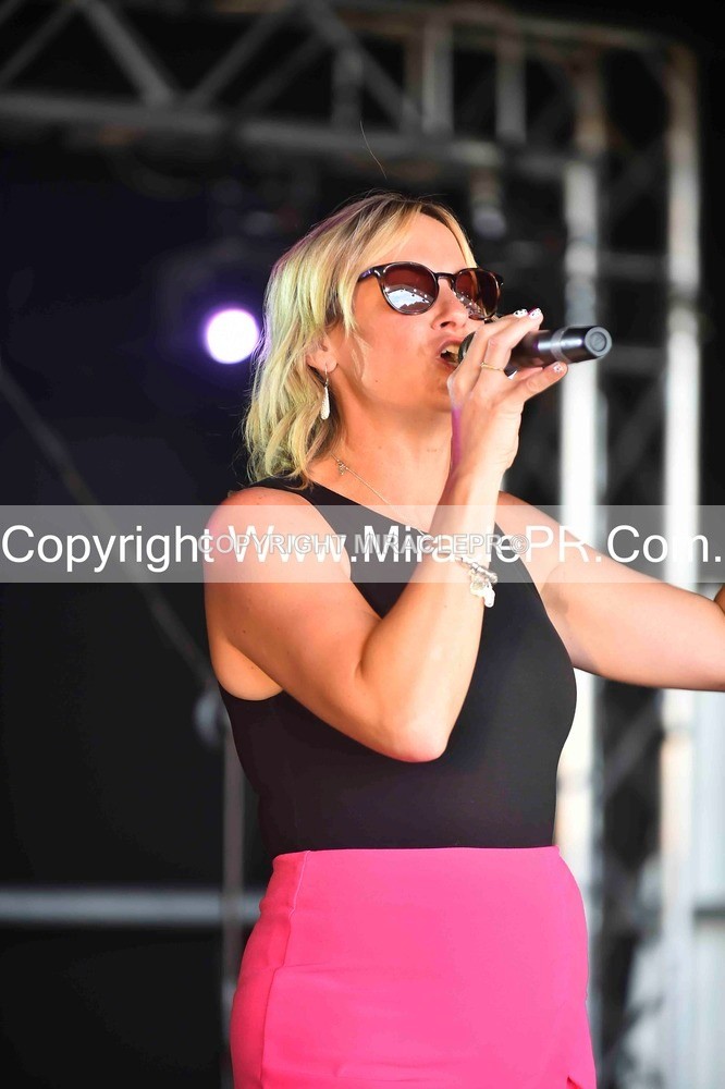 SH4_0720 - Lisa Winwood