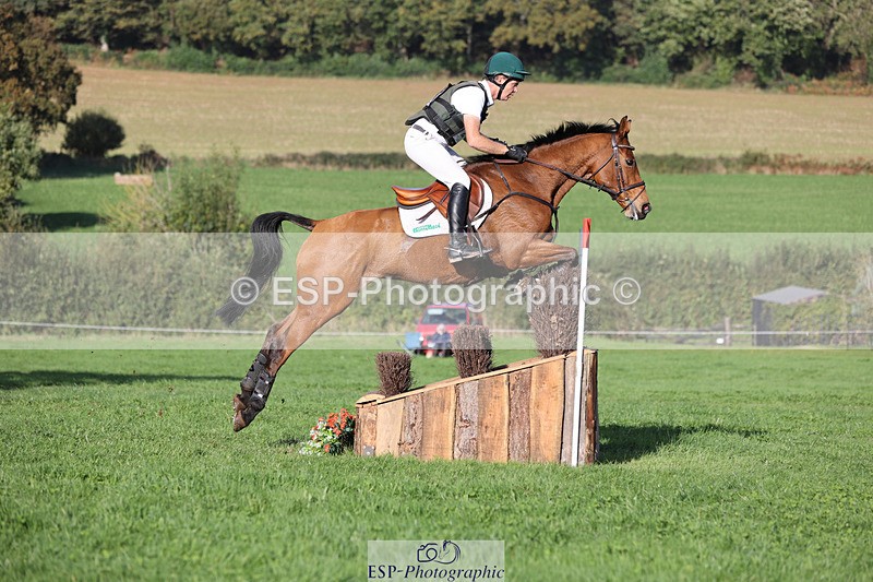 241025-144222-09137 - 233-Padraig.Mccarthy-LADY.OPHELIA