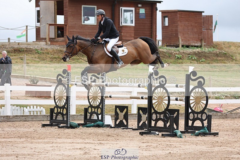 250717-133506-05443 - Cls 1, 3 Star Small Tour Start to Break