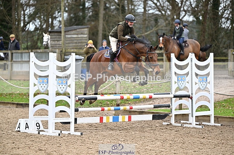 250201A-101121-00158 - Cls 01 Local Horse 90cm
