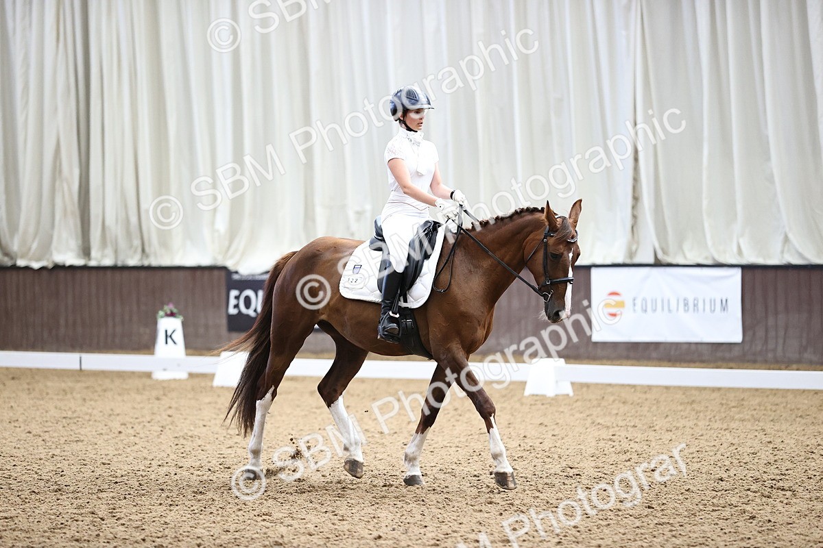 SBM_001372 - Novice 4 - 11.15-13.22
