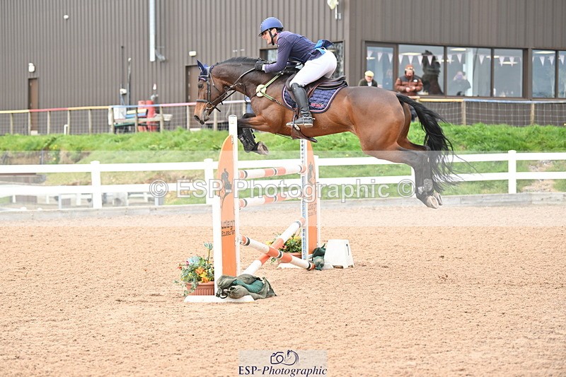 240406A-153402-04156 - Cls 17 National 1.30m Open