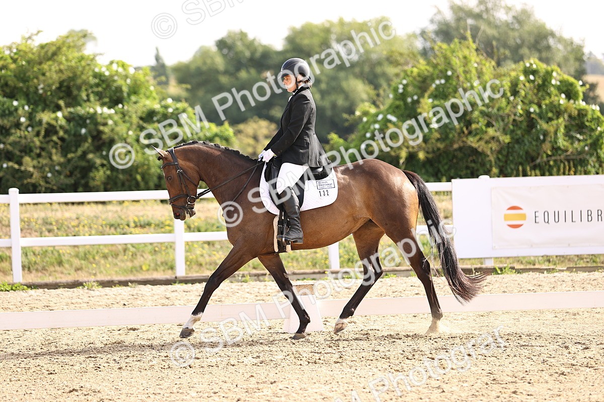 SBM_008560 - Novice 5 - 08.30-9.33