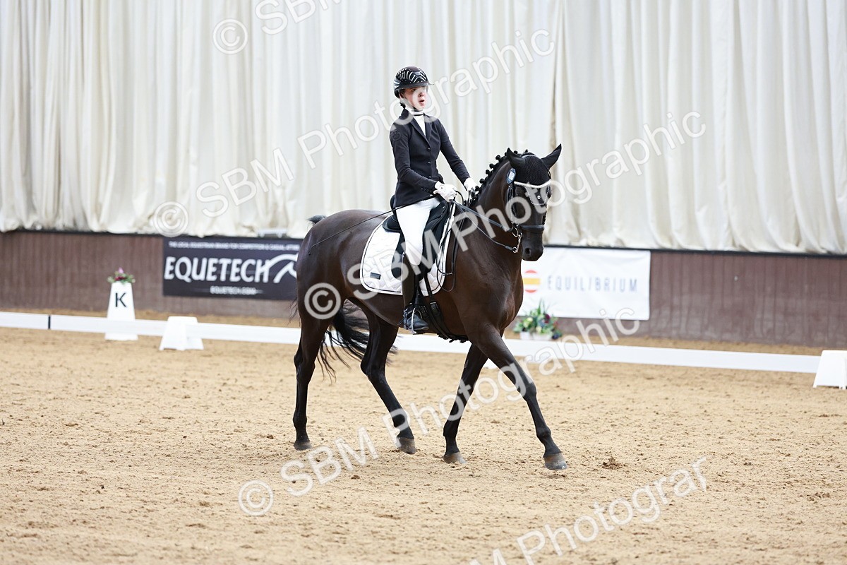 SBM_017737 - Class 15 - FEI Junior