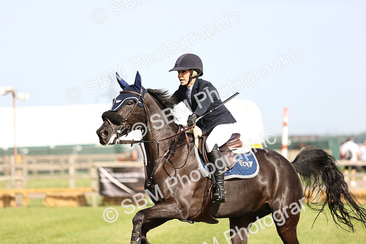 SBM_01315 - Class 200 - Martin Grant Homes Welcome Stakes 1.25m Open