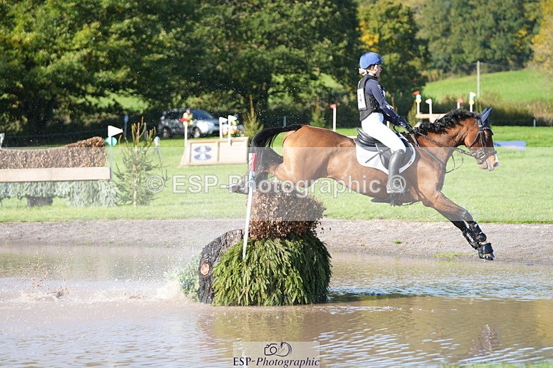 251024A-115533-08548 - B-104-Millie.Juleff