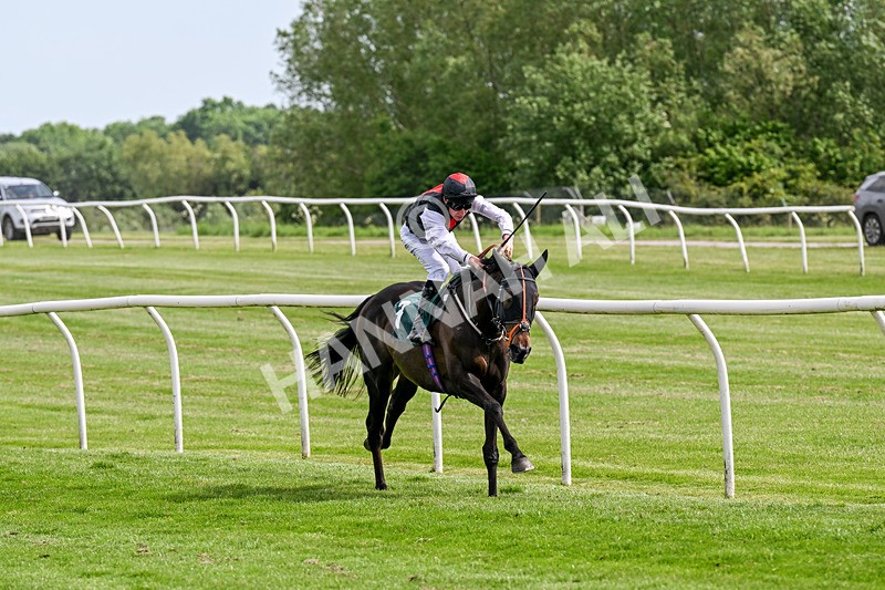 300526-Race 4-Not So Sobers-0595 - Race 4 15.35pm Netherfield FC Team Of 1990 Handicap