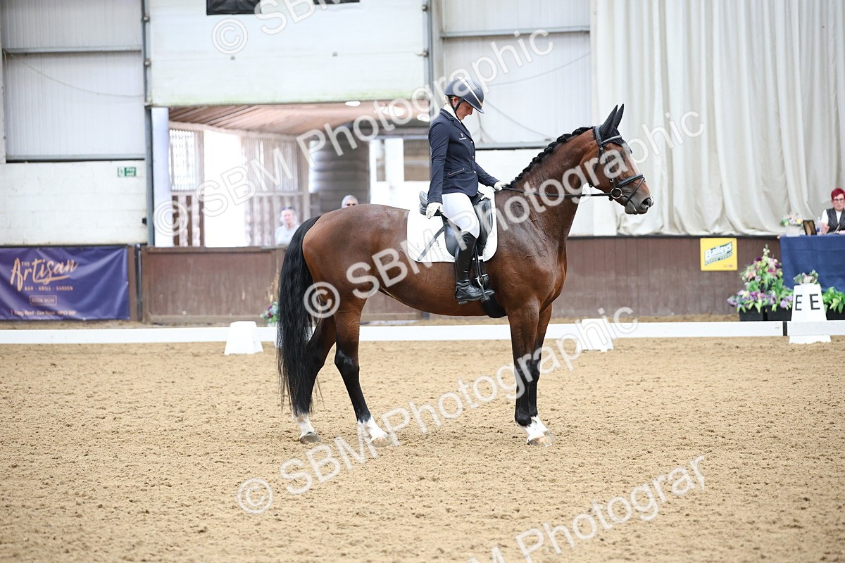 SBM_003983 - Class 8 - Advanced Medium 6 Silver