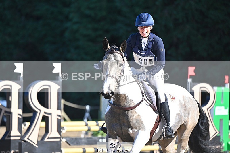 241027-104940-16478 - 366-Chloe.Robinson-BRACKENSPA'S.KEEP.A.SECRET