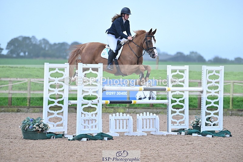 231013A-161153-03239 - Cls 10 National 1.30m Open