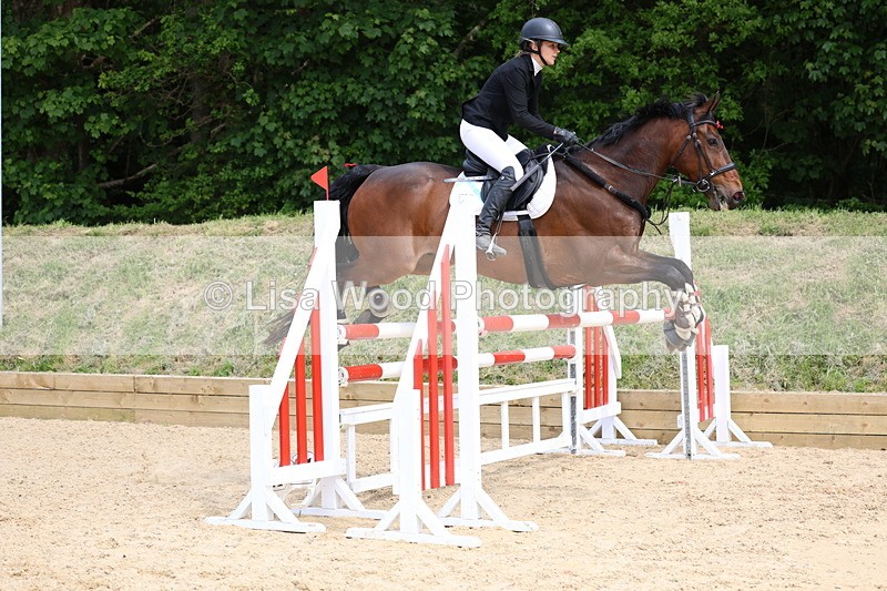 3E7A7121 - Class 7: Senior Newcomers/1.10m open