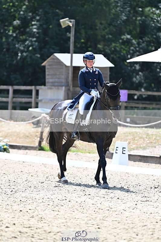 250810A-140024-07177 - 070-Abbie.NewburySeagry.Firstamour