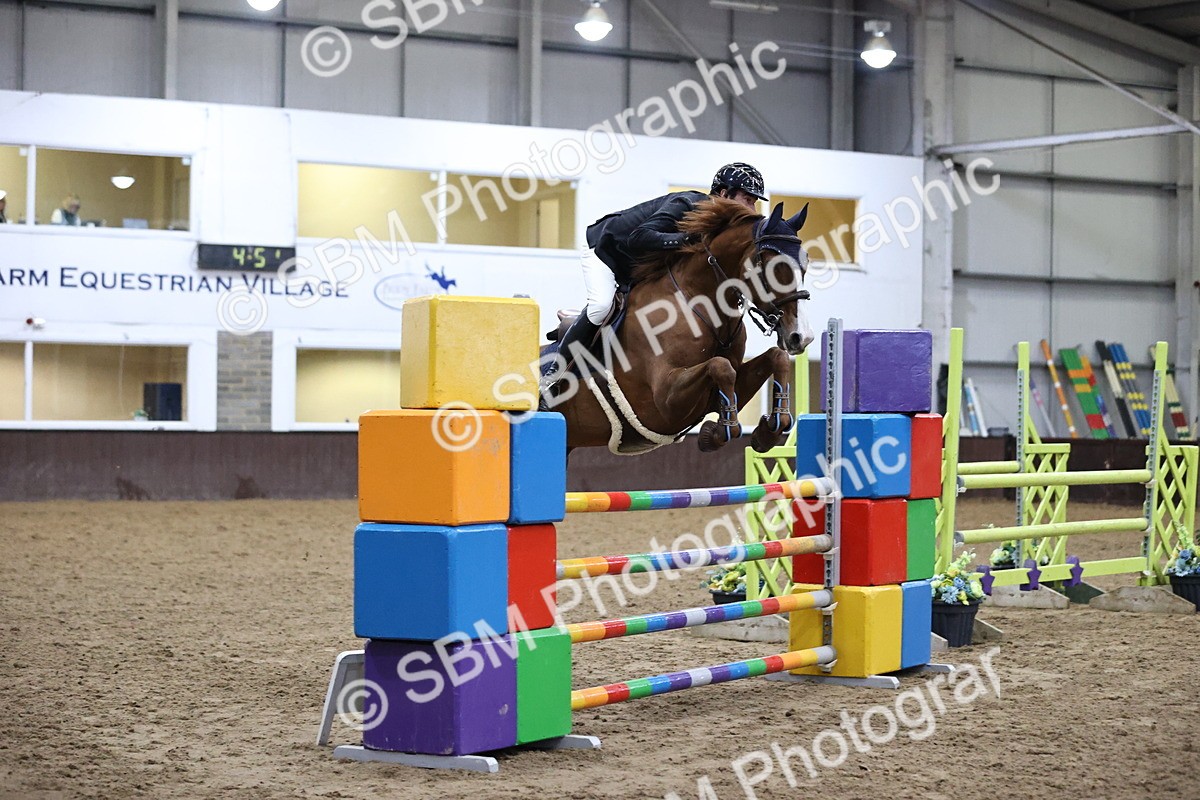 SBM_002030 - Class 4 - Senior Newcomers - 1.10m Open