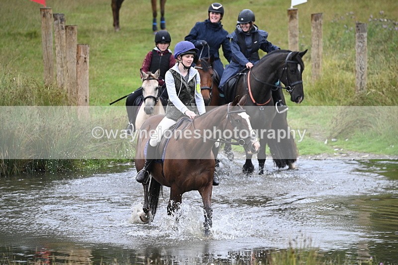 WJ7_6228 - Time at Water 09:30 to 10:00