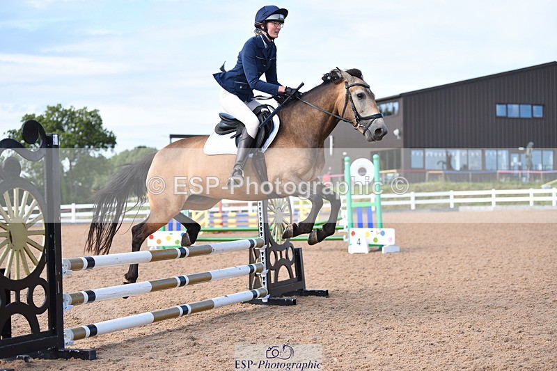 230718A-171958-00277 - 70cm