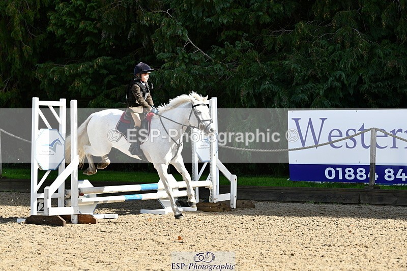 251004A-115806-00834 - Classes 4 & 5 50cm