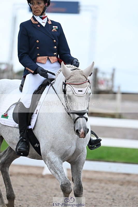 250907-121649-08285 - 010-Donna.HarrisKylah