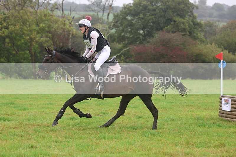 3E7A1079 - Class 2: 70cm: Half Roll Top