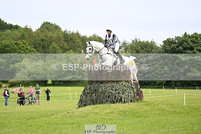 240525-152036-16745 - 217-MONBEG_WHISPER-Jemima_Howden