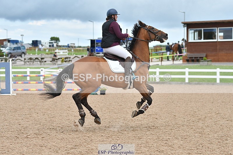 240727A-153947-06249 - Cls 24 1.05m Amateur Qualifier