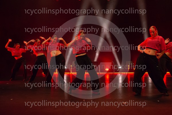 00978 - Nicki Minaj Medley