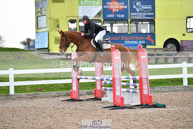 240124A-100243-00009 - Cls 1 British Novice & 90cm Open