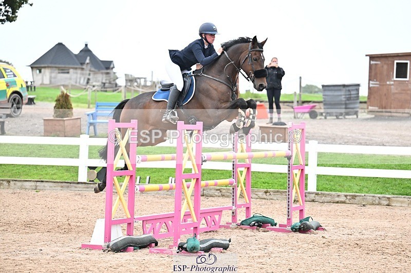 250917-135223-00736 - Cls 5 Foxhunter and 1.20m Open