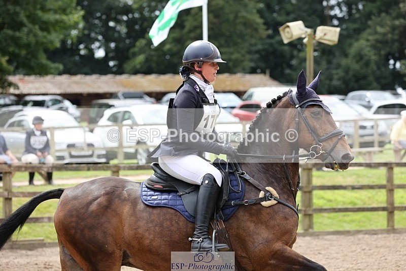 240803-133139-05583 - 170-Lolly_Meyer-LACKAGHMORE_VANDANGO