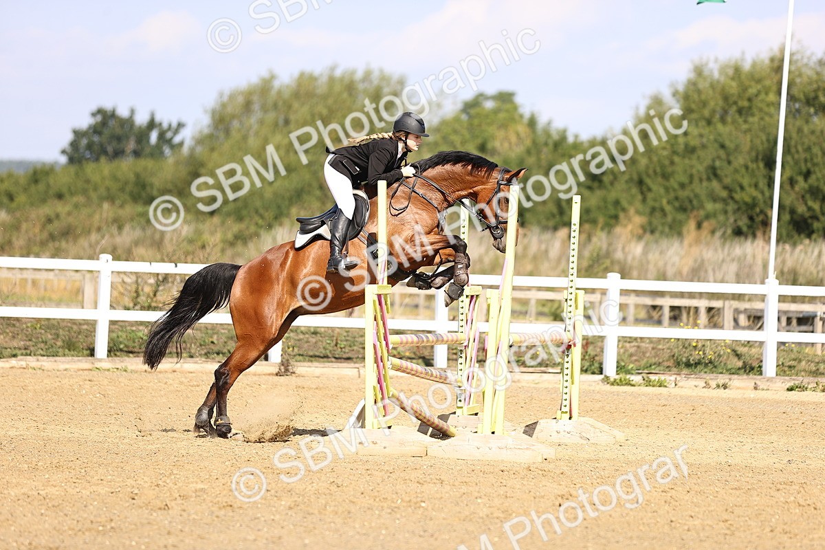 SBM_005670 - Class 9 - Senior British Novice - 90cm