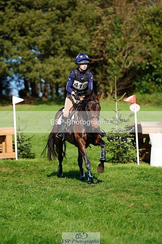 241026-121802-13220 - 410-Mae.Jackson-SWEET.RIOT