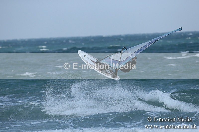 WS 020413-158 - Windsurfing