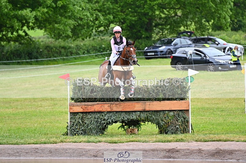 250524A-094603-08781 - A-009-Clementine.Crosthwaite.Eyre-LYJADOR