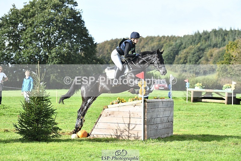 231020-114821-07233 - 053-WISHING.TIME-Holly.Law-XC