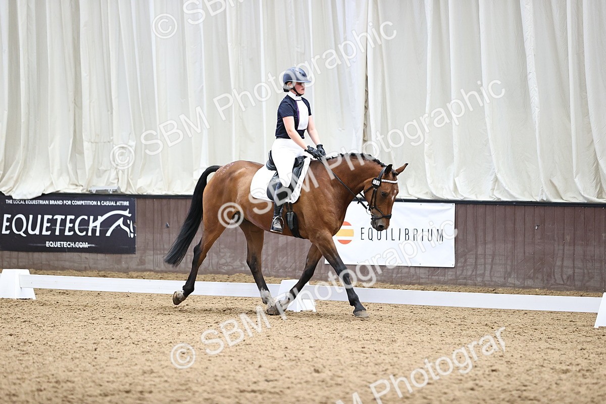 SBM_001881 - Novice 4 - 11.15-13.22