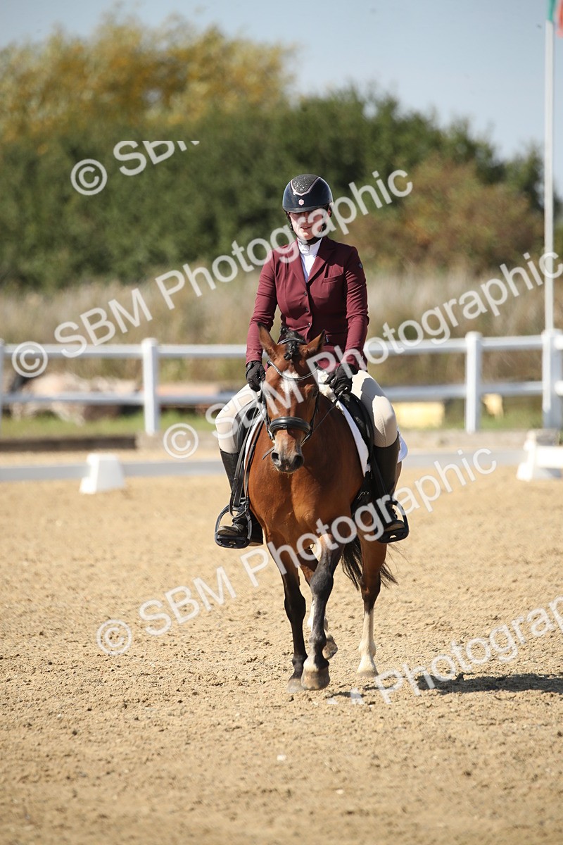 SBM_005825 - Class 11 - Novice 5 - 13.19-14.22