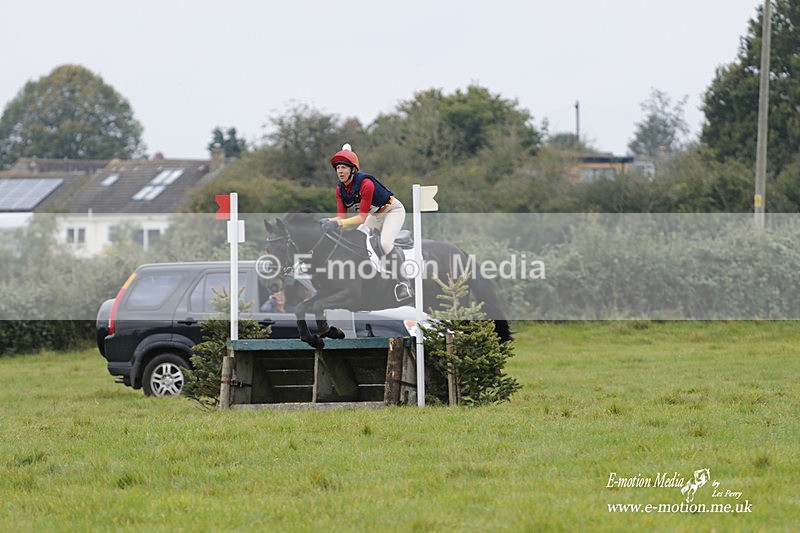  WWHT 171021 1821 - Novice Pairs (0.80m)  17/10/21