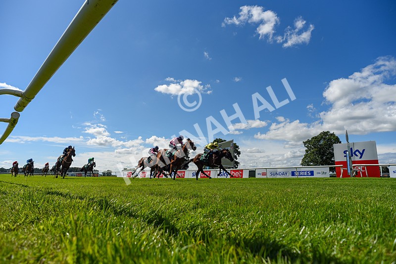 160624-Race 1-Alice Fairfax-0836 - Race 1