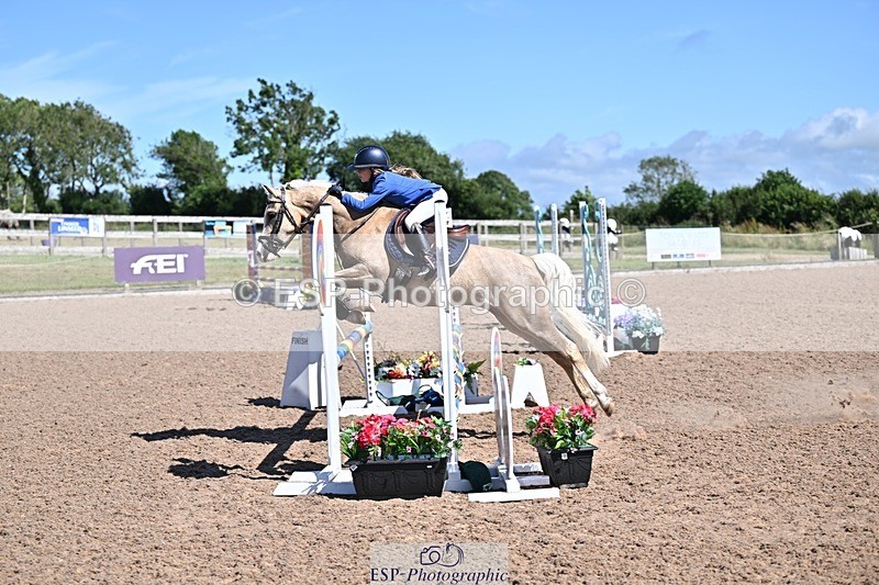 250627-161300-00654 - Cls 6 Stepping Stones 128cm and 138cm