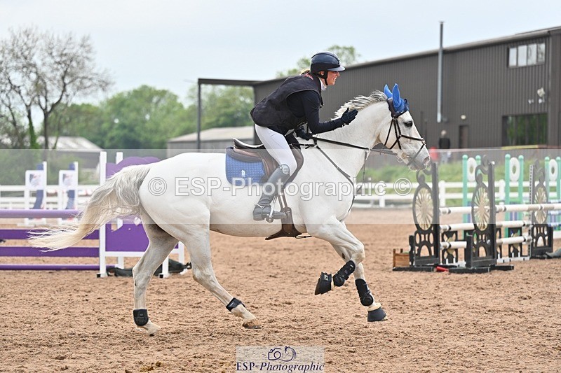 260508-092234-04433 - Cls 17 British Novice and 90cm Open