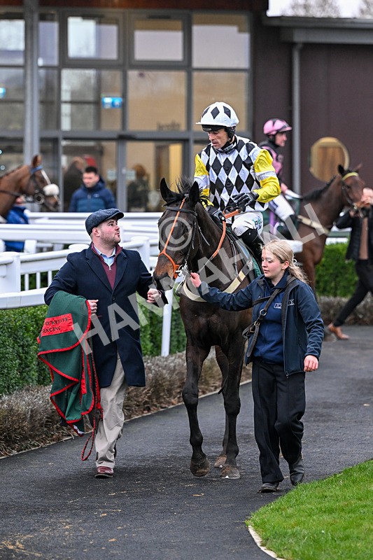 281225-Race 4-Ninna Collina-0829 - Race 4