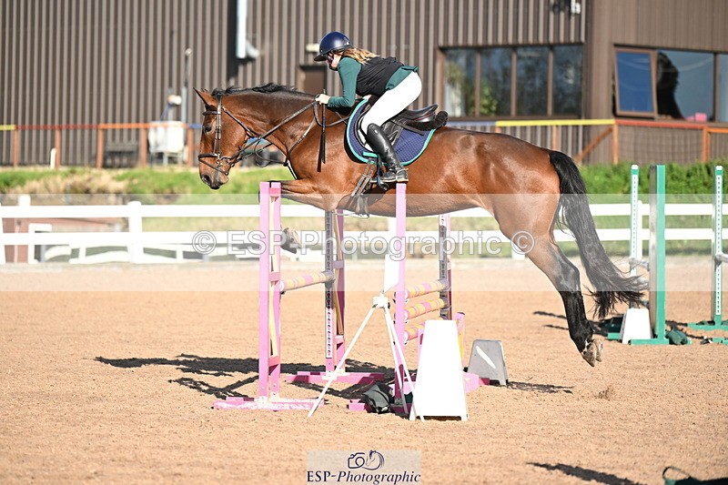 241026A-143529-01364 - SAT Cls 16-18 Children on Horses