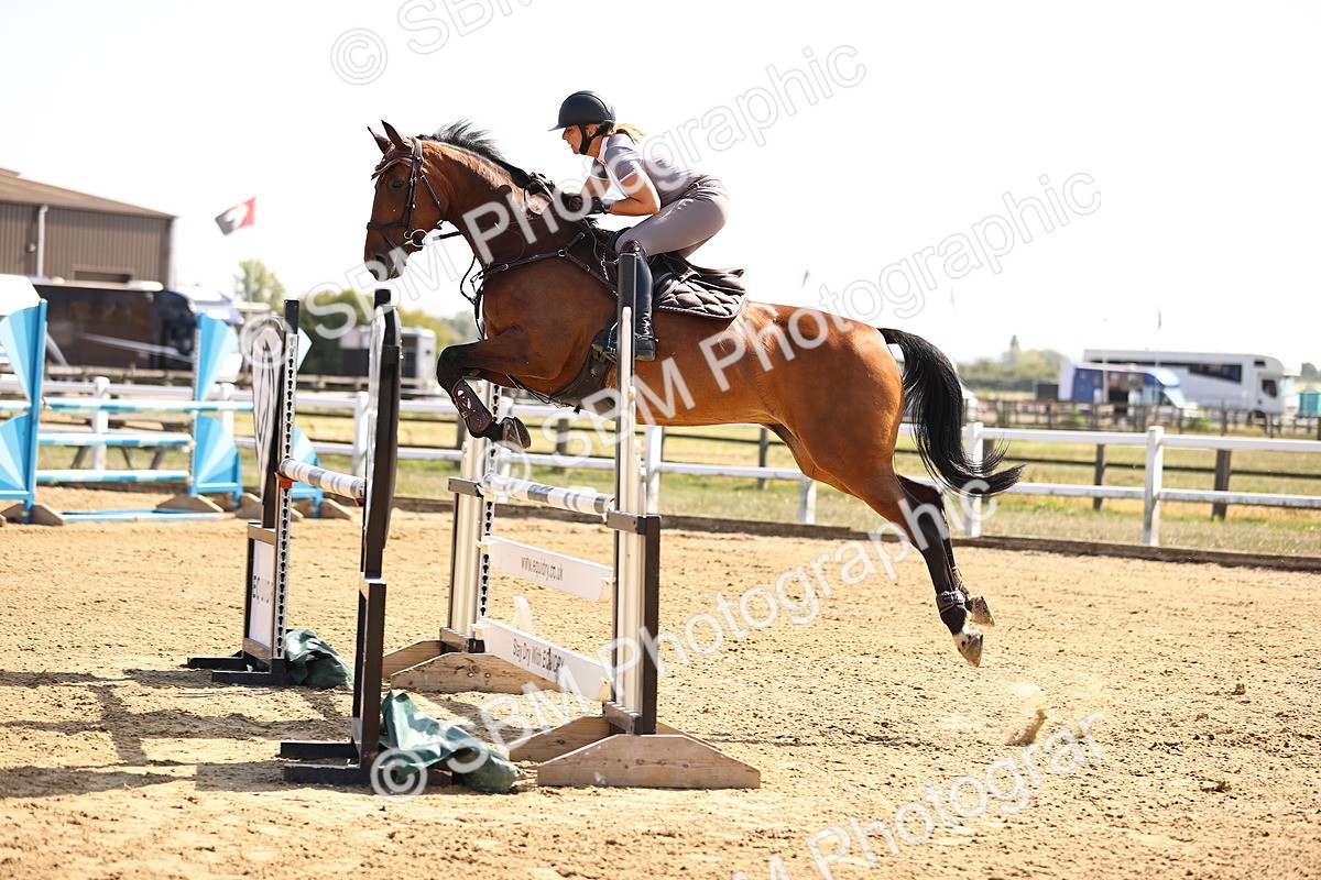 SBM_006912 - Class 13 - Senior Newcomers - 1.10m