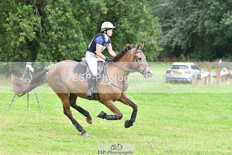 240804-133304-14889 - 505-Kate_Jupp-TEMPLEBREADYS_ROYAL_SPIRIT