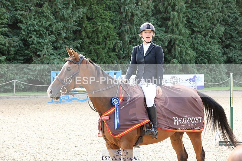 240817-100406-00498 - 02A Snr Brit Nov