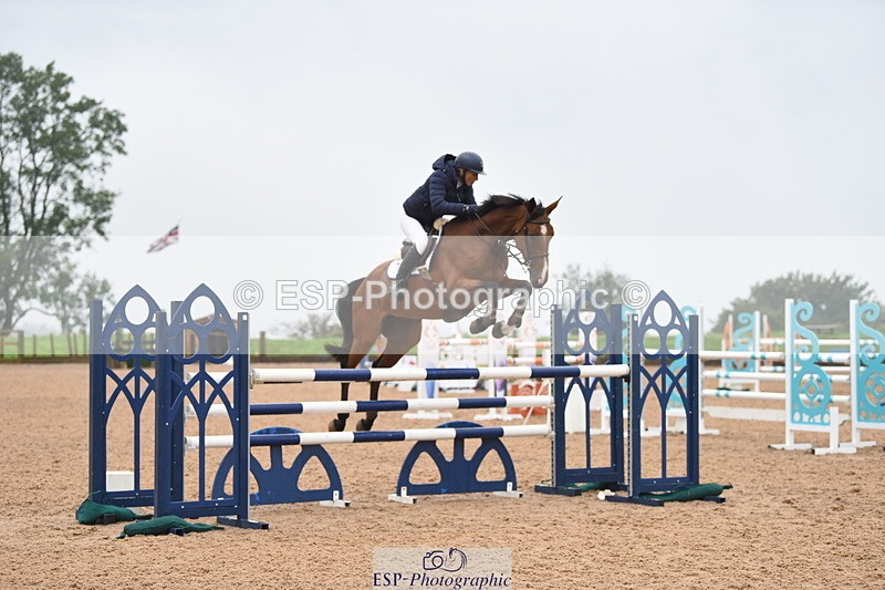 230916A-102616-03800 - Cls 14 Snr Foxhunter