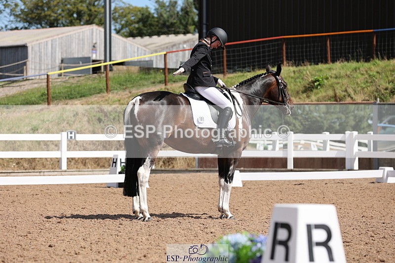 240816A-120918-04363 - 191-Sarah.Tancock-Fairly.Smart