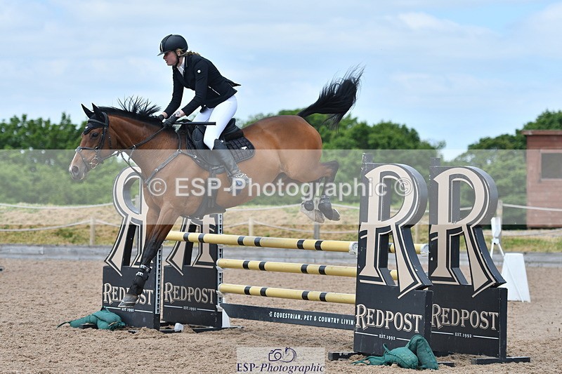 240609A-113832-04657 - Cls 17 Snr 1.05m Open