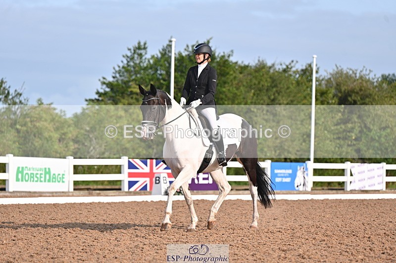 240817A-090737-06498 - 109-Michelle.Head-Alvescot.Winning.Mood