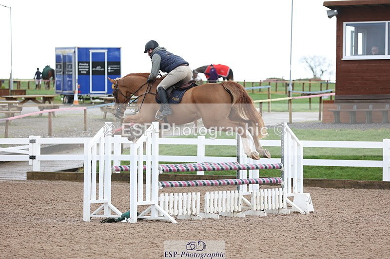 240223A-094425-00402 - Cls 2 British Novice and 90cm Open